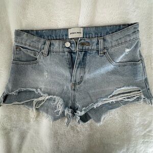 Abrand “99 Low Short Frayed Hem Jean Shorts size 24